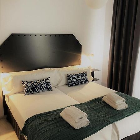 Hostal Hom Museo Sevilla Bagian luar foto