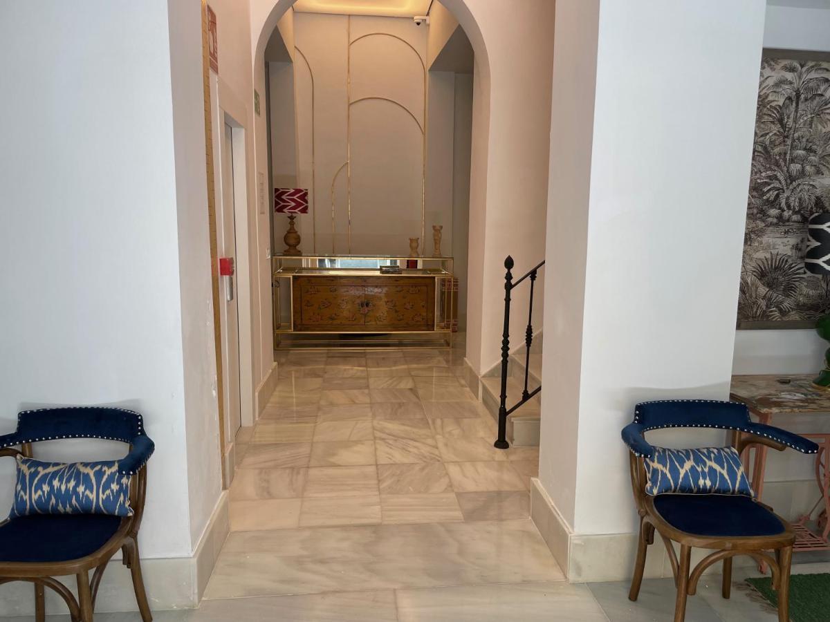 Hostal Hom Museo Sevilla Bagian luar foto