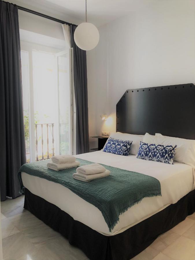 Hostal Hom Museo Sevilla Bagian luar foto