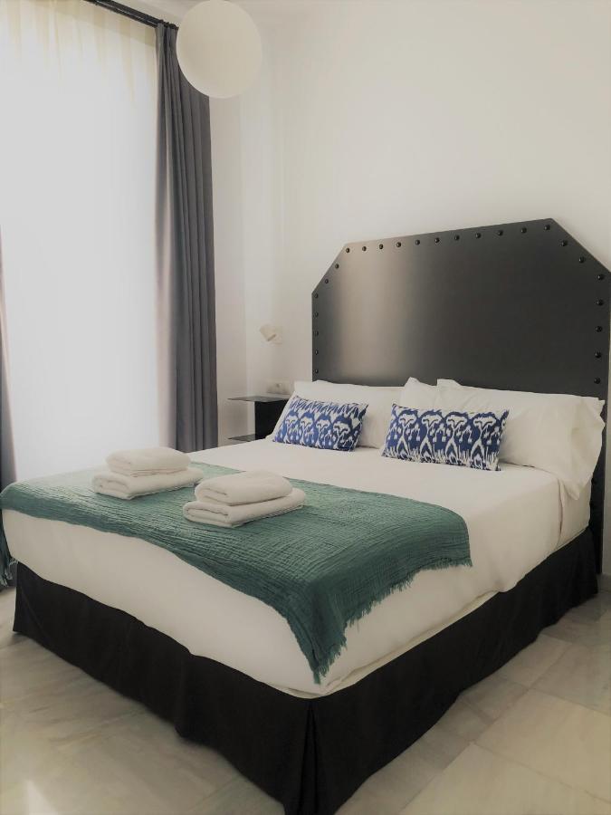 Hostal Hom Museo Sevilla Bagian luar foto