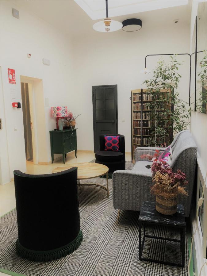 Hostal Hom Museo Sevilla Bagian luar foto